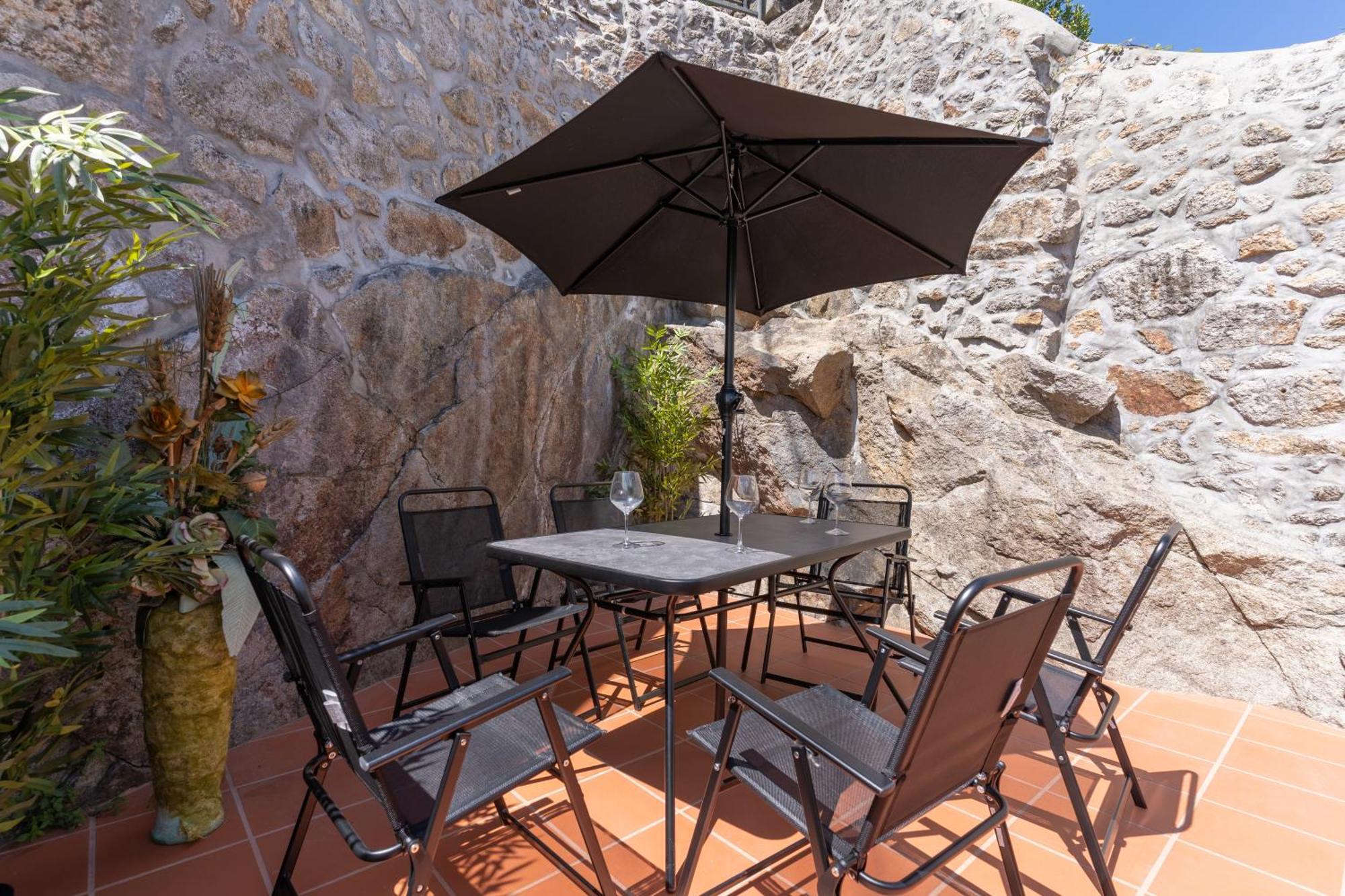 Cozy Nest Albergue