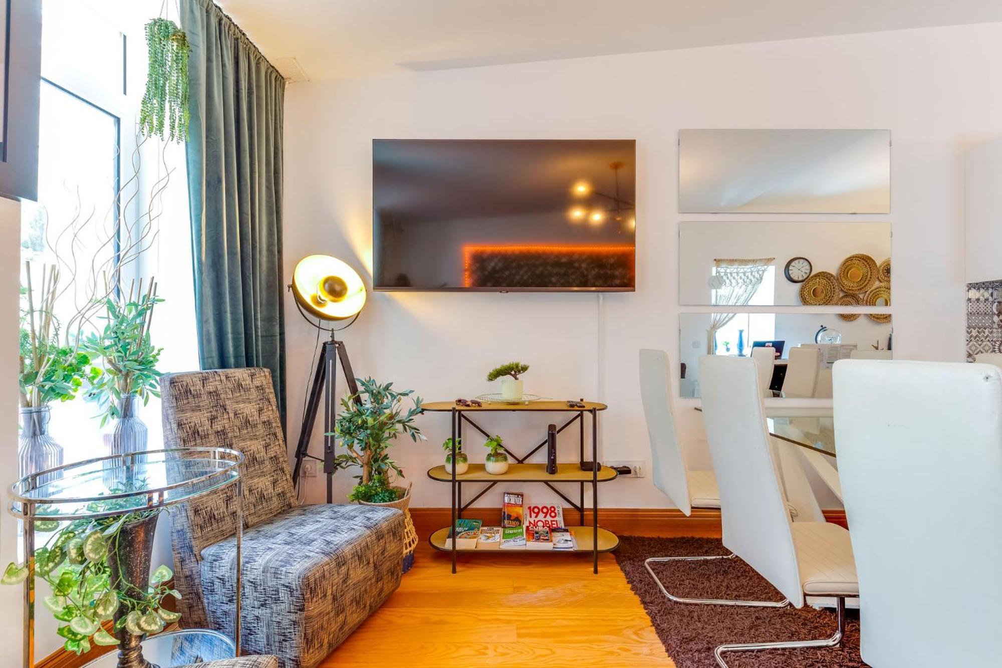 Hostal Cozy Nest *